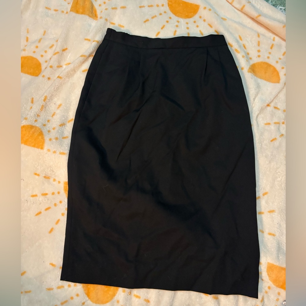 Elegant Black Women's Skirt